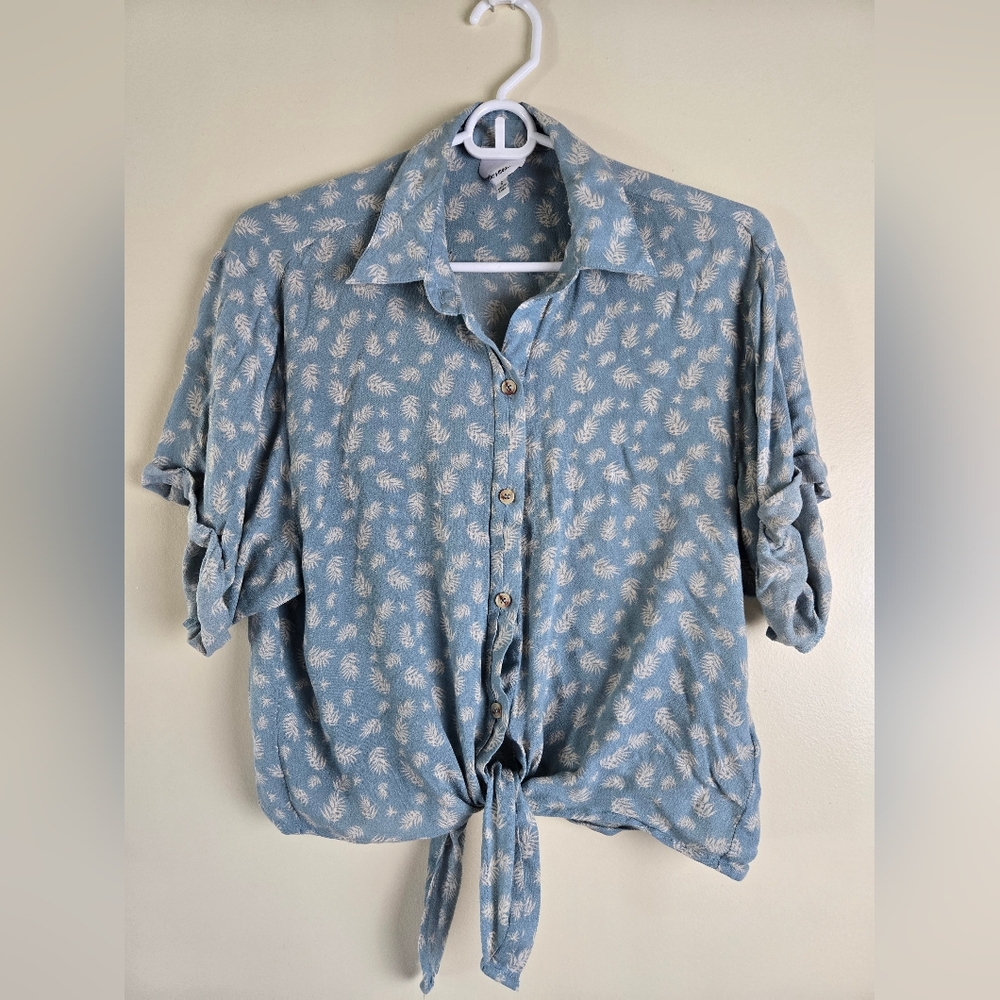 Skylar + Madison Blue Blouse with Cream Leaf Pattern Tied-up In Front Size S